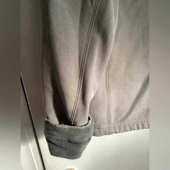 L.L. Bean Beige/Grey Full Zip Jacket - size S Reg - Picture 7 of 8